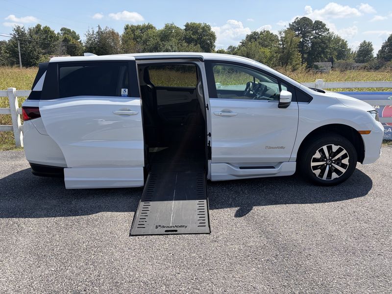 Used 2026 Honda Odyssey